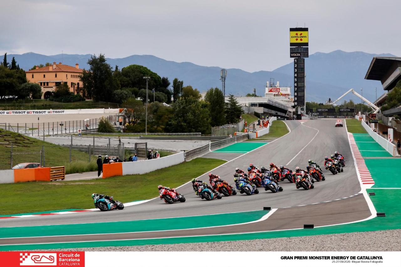 Cardedeu Circuit Apartment Luaran gambar